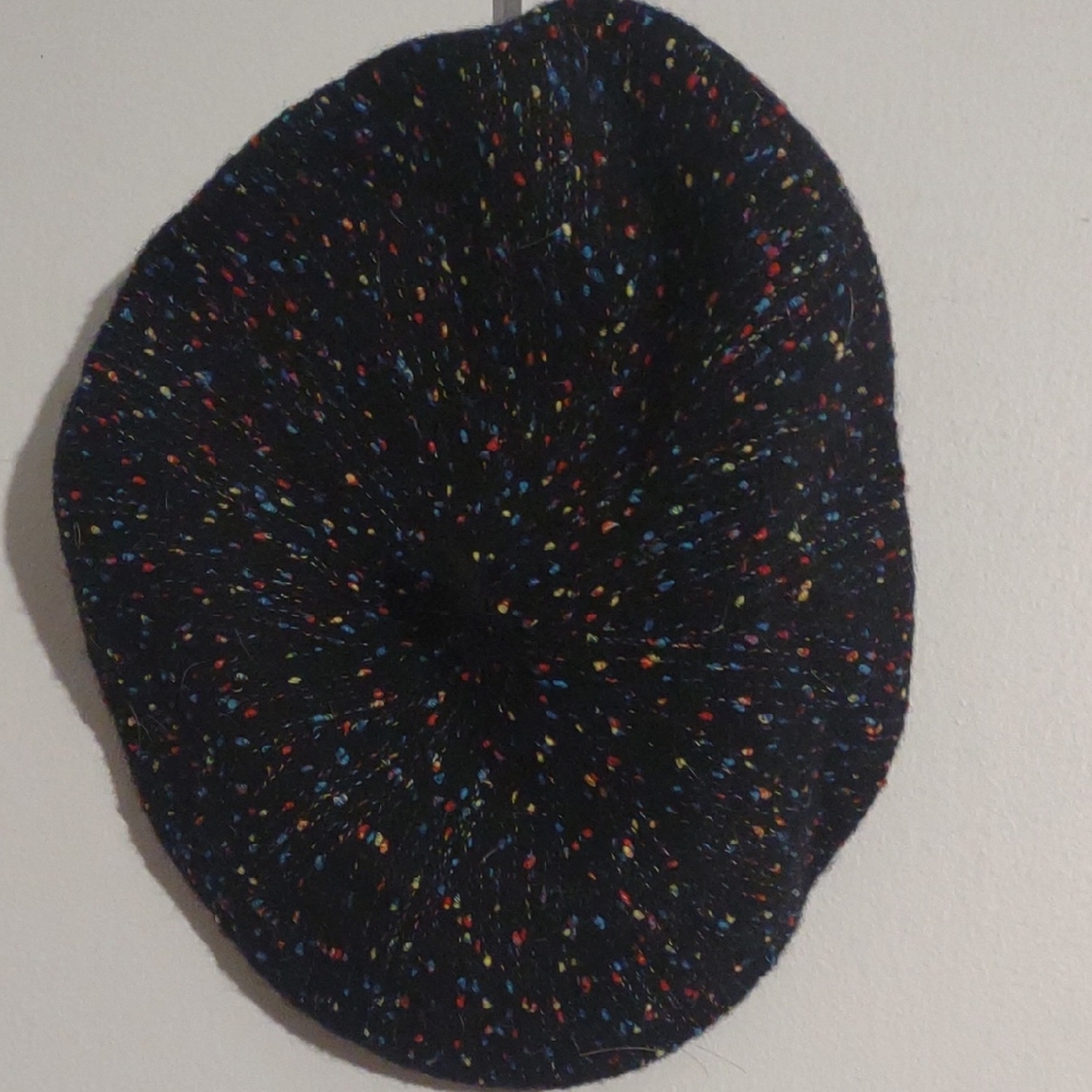 Four Buttons Black Beret with Multicolor Accents